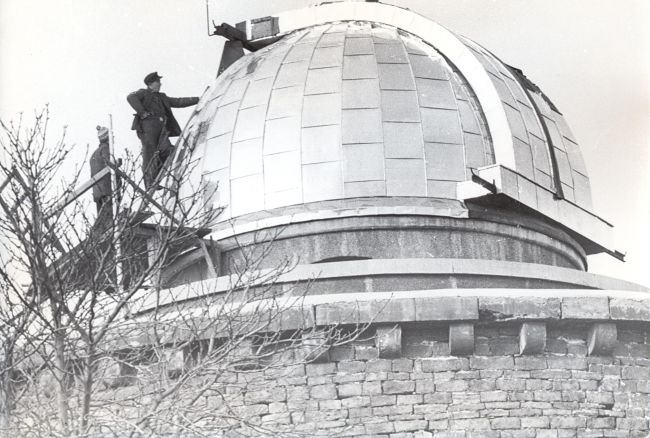 Die Kuppel der Sternwarte kurz vor Fertigstellung 1950
